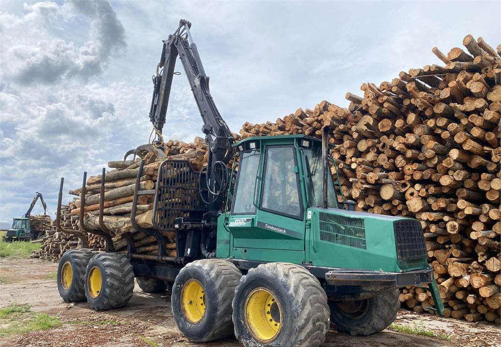 Forwarder Timberjack 1110 C: picture 7