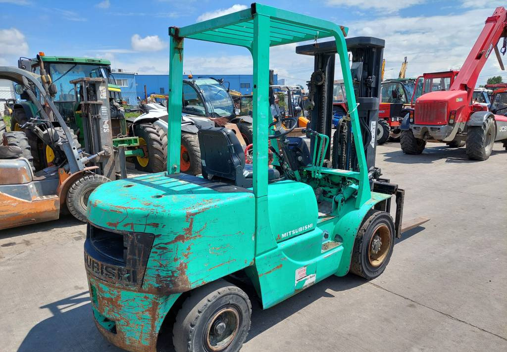 Diesel forklift Mitsubishi FD35A: picture 3