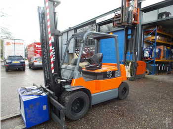 Diesel forklift Toyota 7 FBMF 40: picture 1