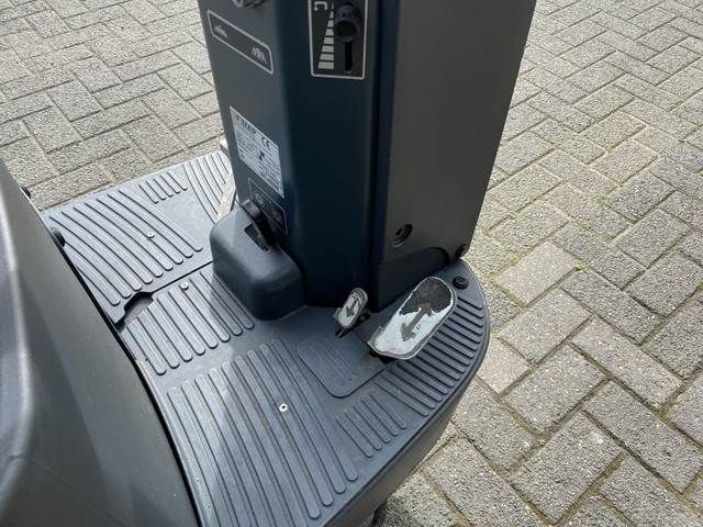 Scrubber dryer Fimap Opzit schrobmachine, 60cm. Accu: picture 7