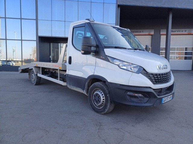 Tow truck IVECO Daily 35S16H3.0: picture 5