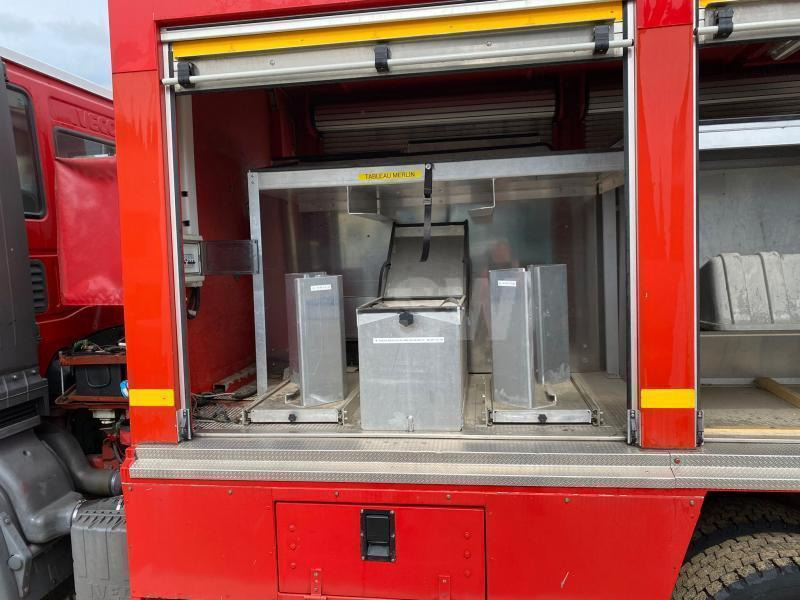 Fire truck Iveco Eurocargo 100E15: picture 9