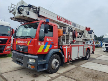 Fire truck MAN 18.284 Magirus Hoogwerker / Firetruck / Ladderwagen: picture 1