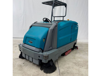 Industrial sweeper TENNANT