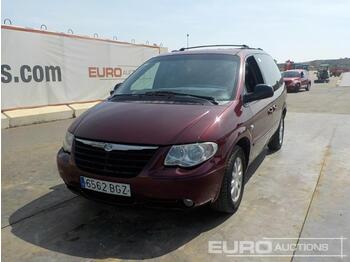 2001 Chrysler Voyager - Car