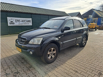 Car Kia Sorento 2.5 CRDI