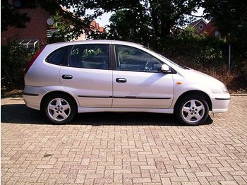 NISSAN Almera Tino - Car