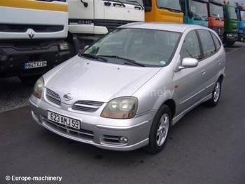 Nissan Almera Tino - Car