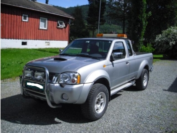 Nissan Navara - Car