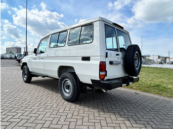 Car Toyota Land Cruiser HZJ78R 4x4 4.2D Hard Top RHD - EURO 3 - NEW!! 1 UNIT directly available: picture 3