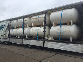 Curtainsider semi-trailer 2700L(1,35 ton) Gas tanks - Gas, Gaz, LPG, GPL, Propane, Butane tanks aboveground - on flatbed trialer 20 pieces full trailer Also available per single piece: picture 1