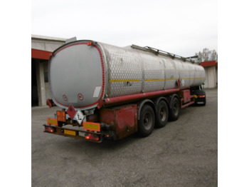 Tank semi-trailer for transportation of fuel Acerbi: picture 2