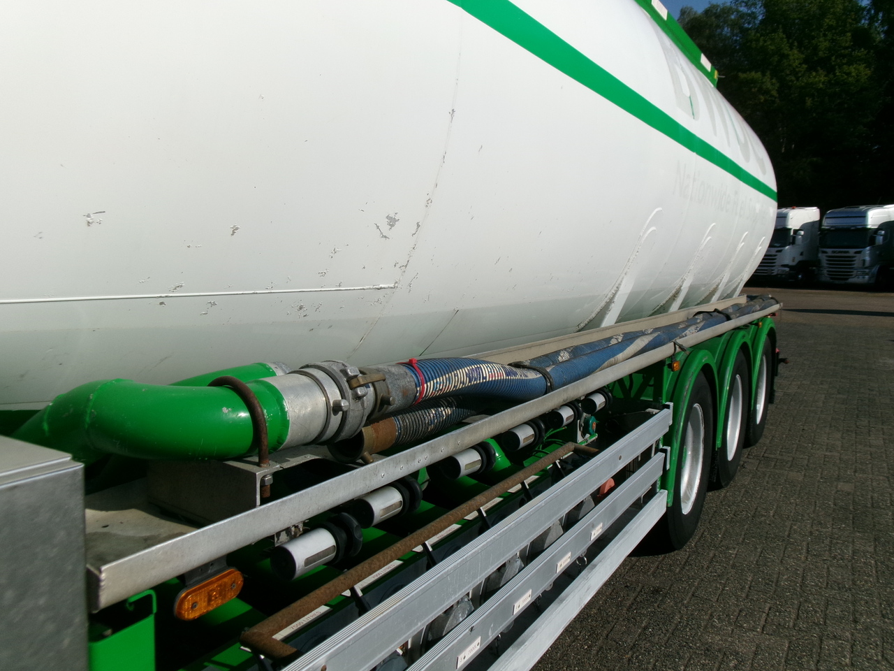 Tank semi-trailer for transportation of fuel Feldbinder Fuel tank alu 42 m3 / / 6 comp + pump: picture 7