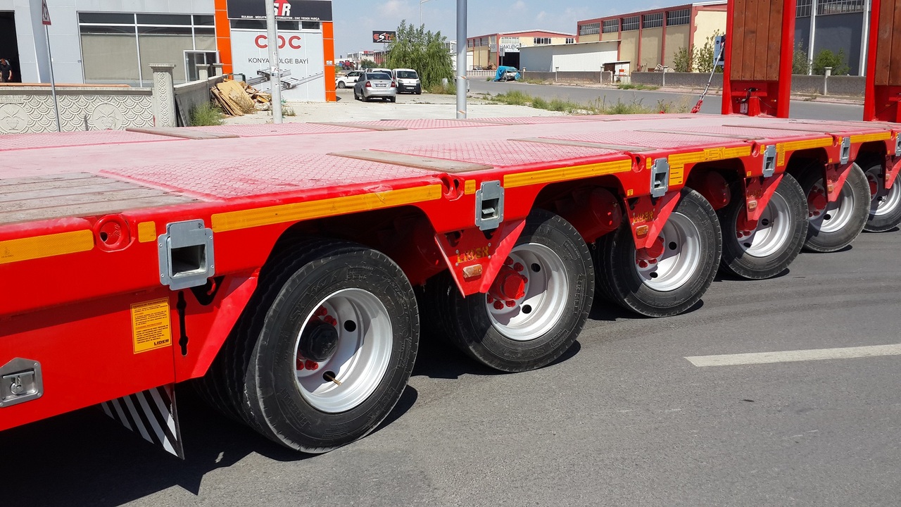 New Low loader semi-trailer for transportation of heavy machinery LIDER 2024 YEAR NEW MODELS containeer flatbes semi TRAILER FOR SALE: picture 3