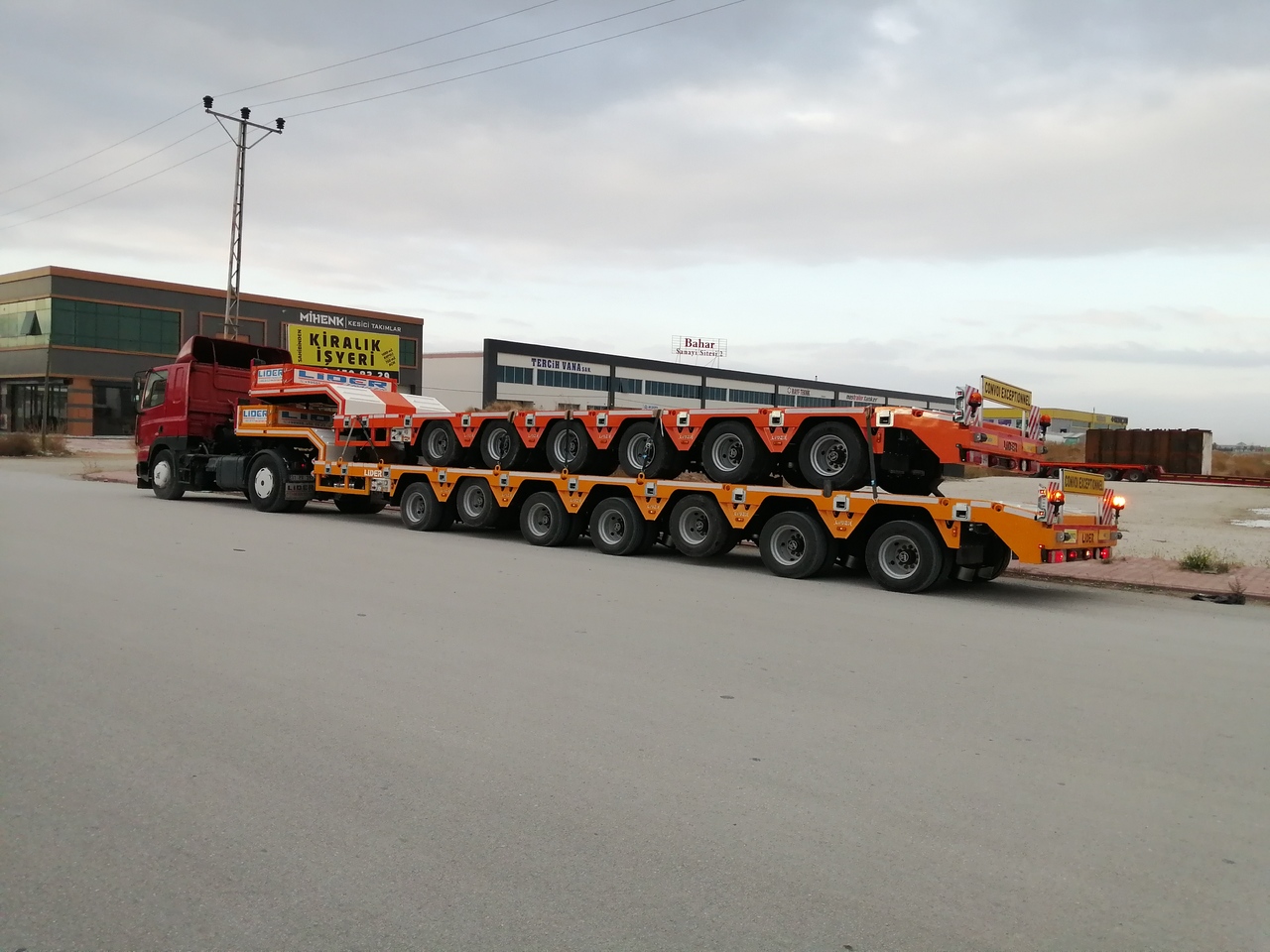 New Low loader semi-trailer for transportation of heavy machinery LIDER 2024 YEAR NEW MODELS containeer flatbes semi TRAILER FOR SALE: picture 13