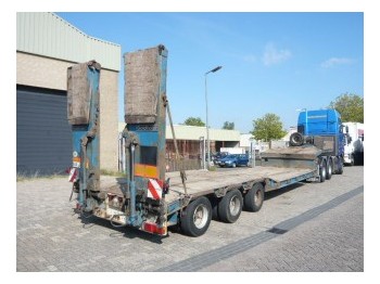 Goldhofer 3 axel low loader trailer - Low loader semi-trailer