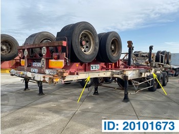 Container transporter/ Swap body semi-trailer Trailer Skelet 2 x 20-30-40 ft: picture 1