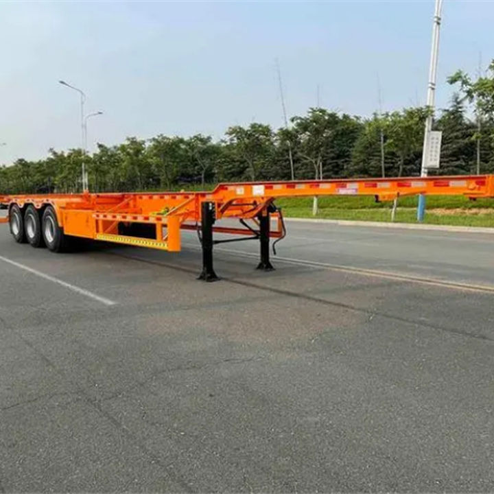 Lease a XCMG Manufacturer 3 Axle Skeleton Container Semi Trailer XCMG Manufacturer 3 Axle Skeleton Container Semi Trailer: picture 3