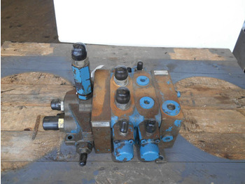 Hydraulic valve BOMAG