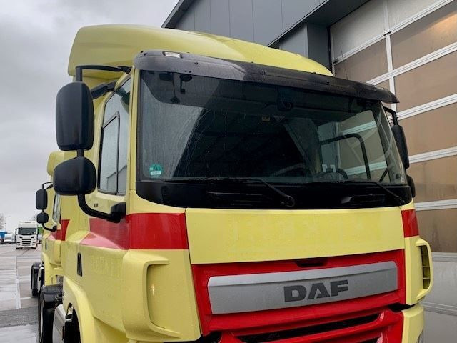 Cab and interior for Truck DAF CF Sleeper Cab L2 H1 Euro6: picture 3