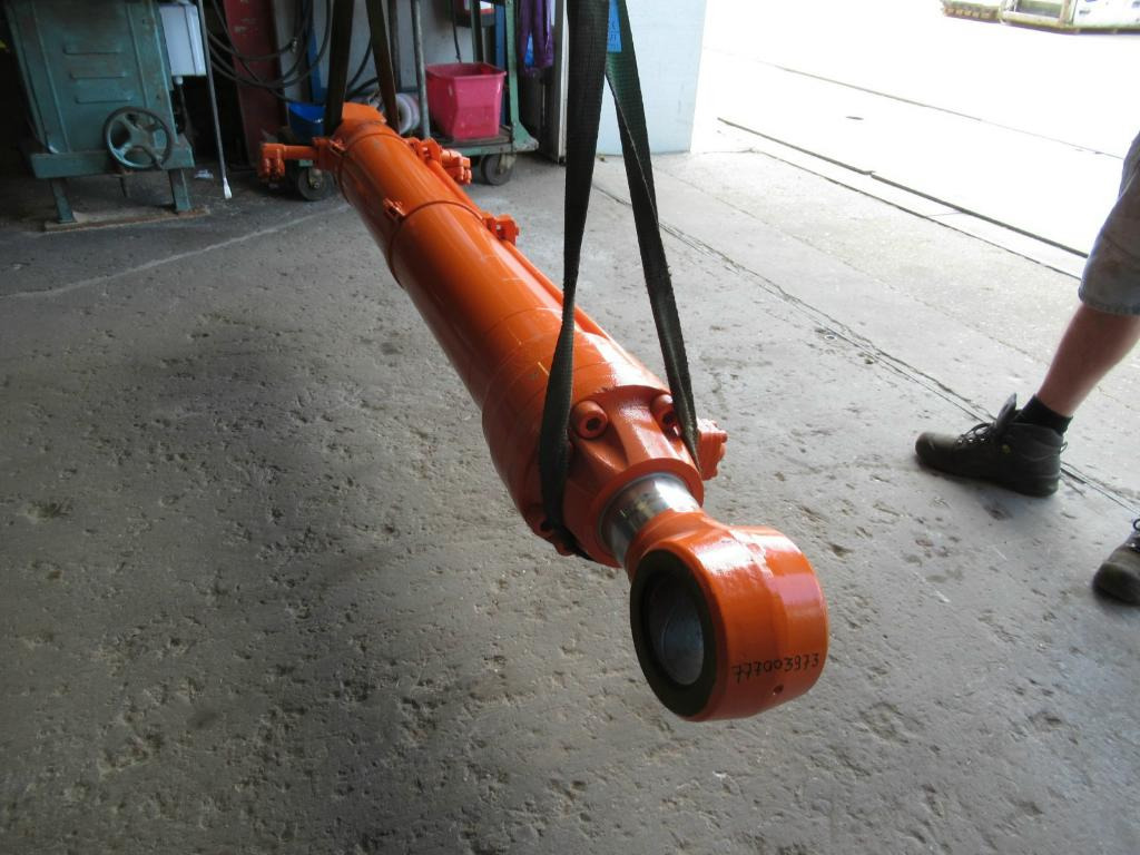 Hydraulic cylinder for Construction machinery Hitachi ZX470 -: picture 6