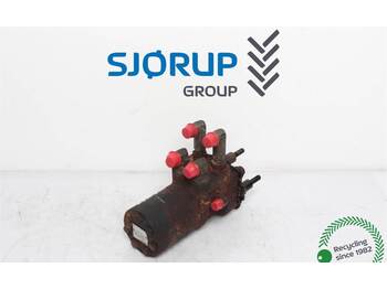 McCormick XTX 185 Styreorbitrol  - Hydraulics