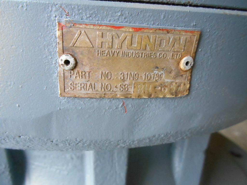 Swing motor for Construction machinery Hyundai 31N9-10180 -: picture 2