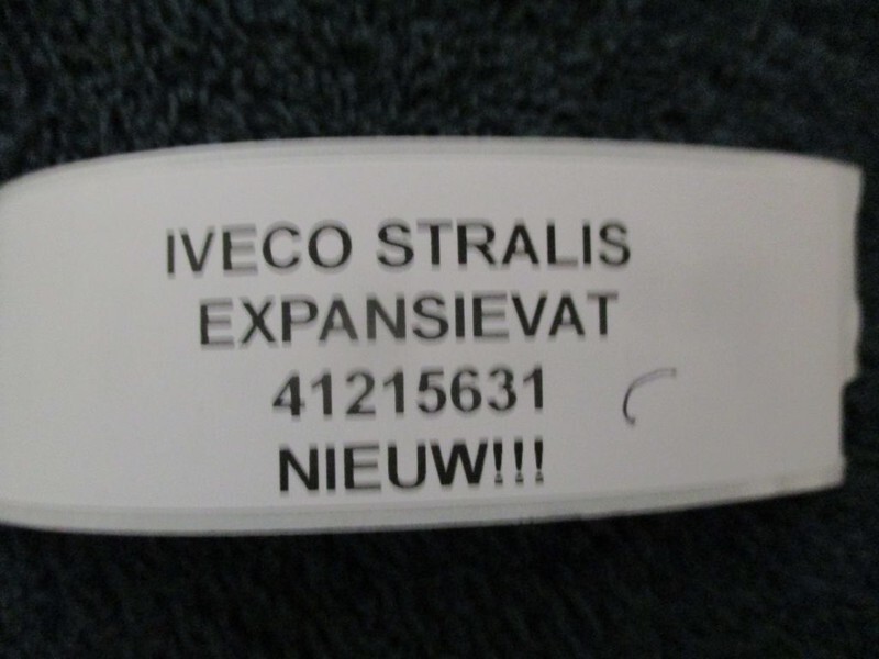 Expansion tank for Truck Iveco STRALIS 41215631 EXPANSIEVAT NIEUW!!: picture 2