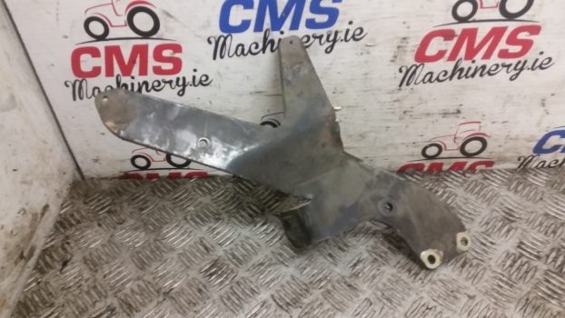 Spare parts for Farm tractor Landini Mythos Series 115 Bracket Support 2: picture 2