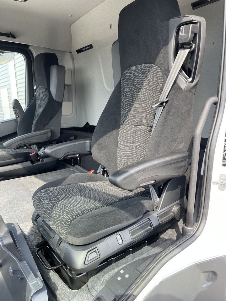 New Cab Mercedes-Benz M ClassicSpace  for Mercedes-Benz ACTROS ANTOS AXOR: picture 14