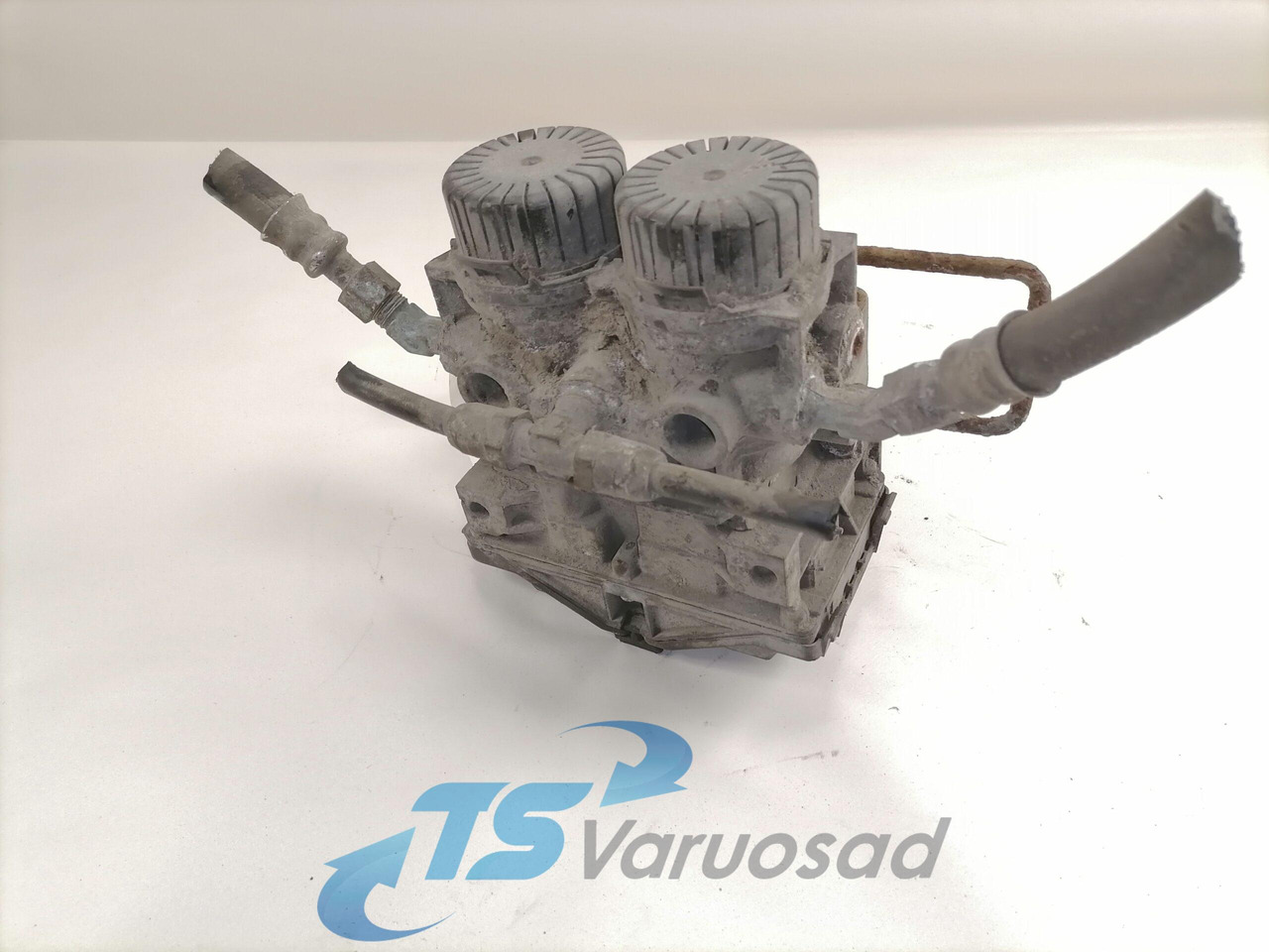 Brake valve for Truck Scania Rear axel brake pressure control valve 1412239: picture 2