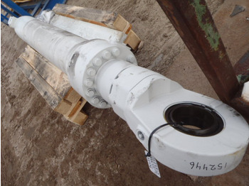 Hydraulic cylinder TEREX