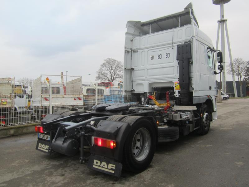 Tractor unit DAF XF105 460: picture 8