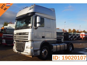 Tractor unit DAF XF105.460 Super Space Cab: picture 1