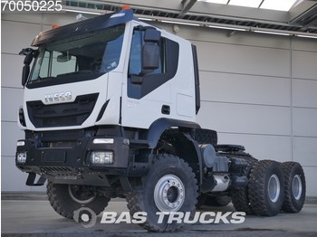 New Tractor unit Iveco Trakker HI-Track AT720T44 6X6 6x6 Manual Big-Axle Steelsuspension Euro 3: picture 1