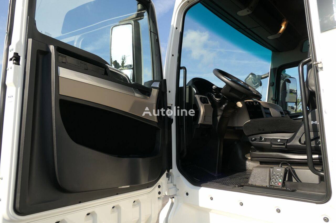 Tractor unit MAN TGX 18.460 / XXL / RETARDER / NAVI / 2018 YEAR /: picture 23