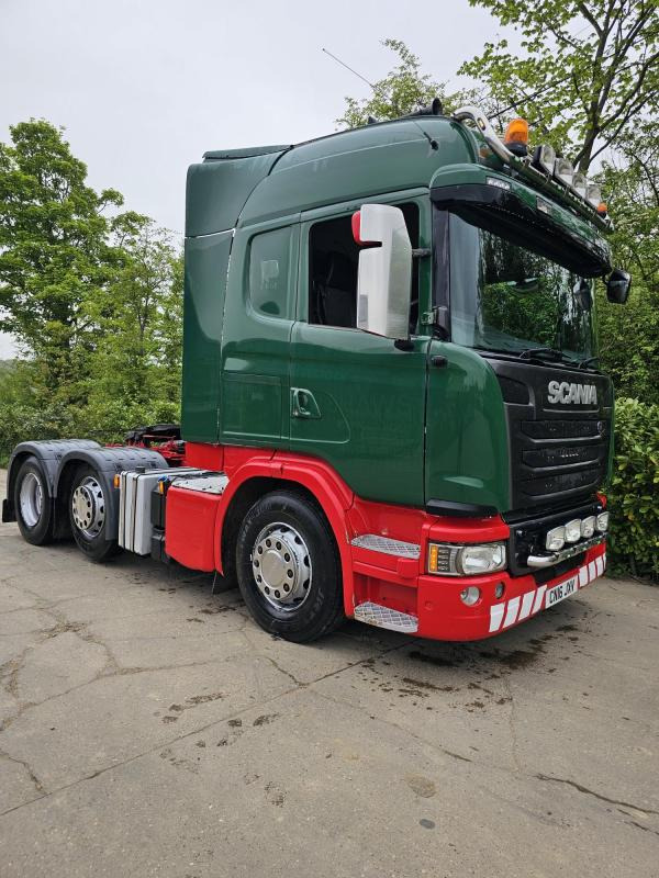 Tractor unit Scania G450: picture 13