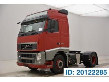 Tractor unit Volvo FH13.420 Globetrotter - ADR