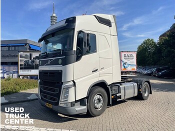 Tractor unit Volvo FH 460 Globetrotter 4x2T (12/2017): picture 1