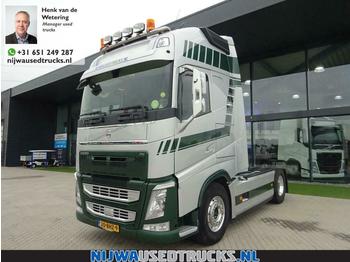 Tractor unit Volvo FH 540 XL Retarder + Dynamic steering: picture 1