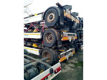 Container transporter/ Swap body trailer Krone BDF-System, Standard, EZ: 25.04.2013: picture 1