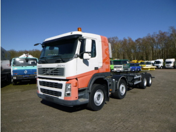 Volvo FM 440 8x4 chassis - cab chassis truck