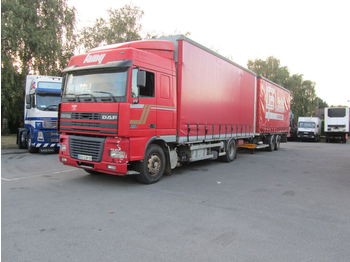 Curtainsider truck DAF XF380