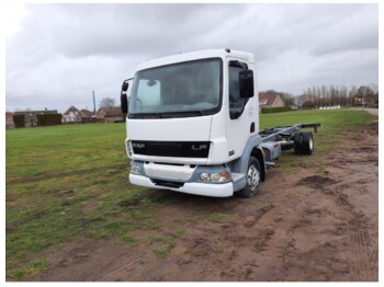 Cab chassis truck DAF LF45.150: picture 1