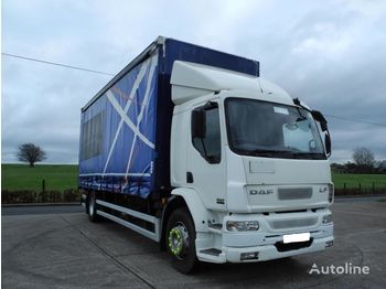 Curtainsider truck DAF LF 220: picture 1