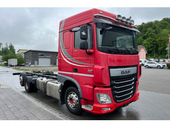 Cab chassis truck DAF XF460 6x2: picture 4