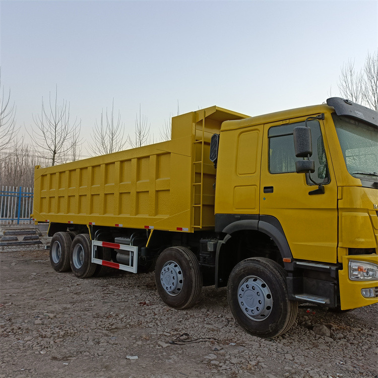 Tipper HOWO HOWO 8x4 371-Yellow Tipper: picture 11