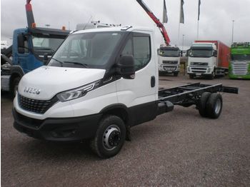 New Cab chassis truck IVECO Daily 72 C 21: picture 1