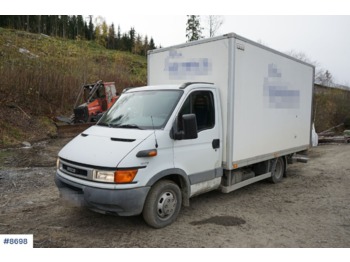 Box truck Iveco Daily: picture 1