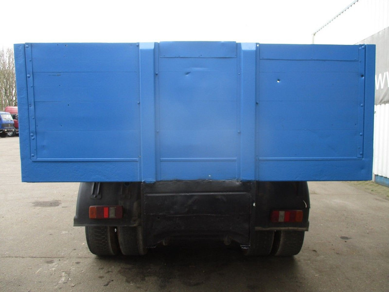 Dropside/ Flatbed truck MAN 26.322 , Manual , 6x4 , Spring suspension: picture 7